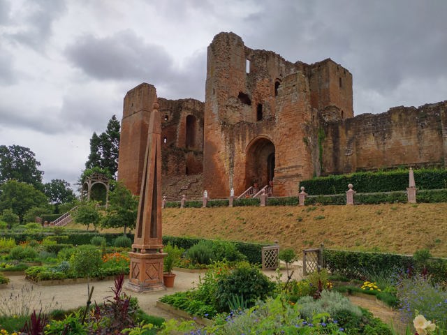 Photo of Kenilworth Castle